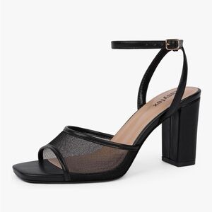 NWT EasyFox Black Block Heel Sandals
